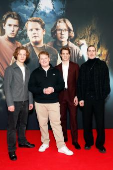 Levi Brandl, Julius Weckauf, Nevio Wendt und Tim Dünschede auf der Weltpremiere von DIE DREI ??? - TOTENINSEL im Mathäser Filmpalast in München am 11.01.2026 © Petra Stadler / Sony Pictures