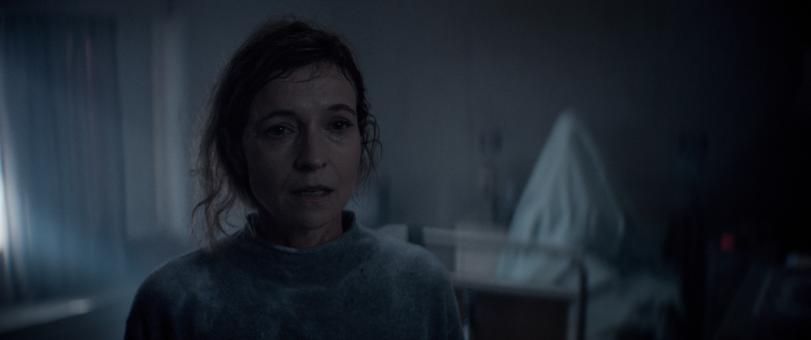 TANDI WRIGHT als Susan in Warner Bros. Pictures' und Sony Pictures' EVIL DEAD BURN.   © 2026 Warner Bros. Ent. All Rights Reserved.