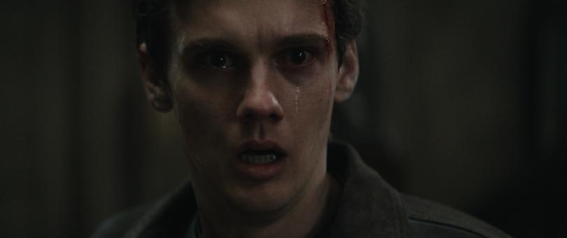 HUNTER DOOHAN als Joseph in Warner Bros. Pictures' und Sony Pictures' EVIL DEAD BURN.  © 2026 Warner Bros. Ent. All Rights Reserved.
